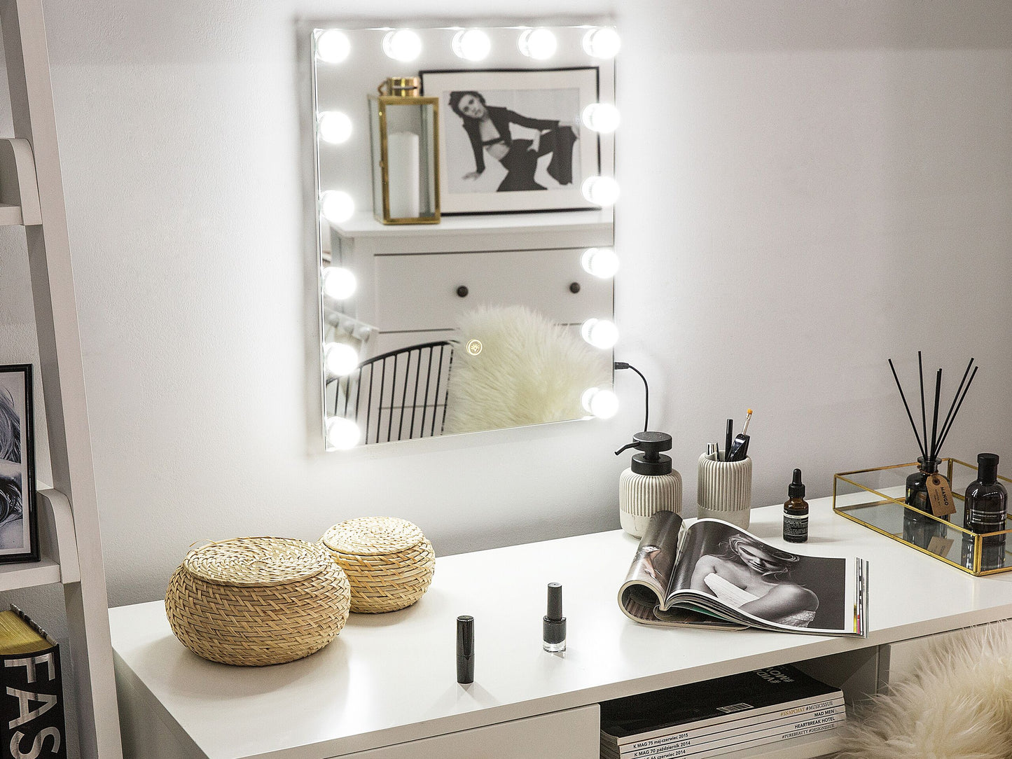 LED-Badezimmer-Spiegel LUCENAY 40 cm 50 cm Silber