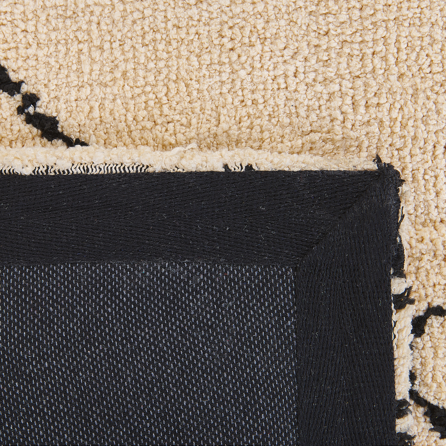 Teppich beige / schwarz 140 x 200 cm Shaggy MUTKI
