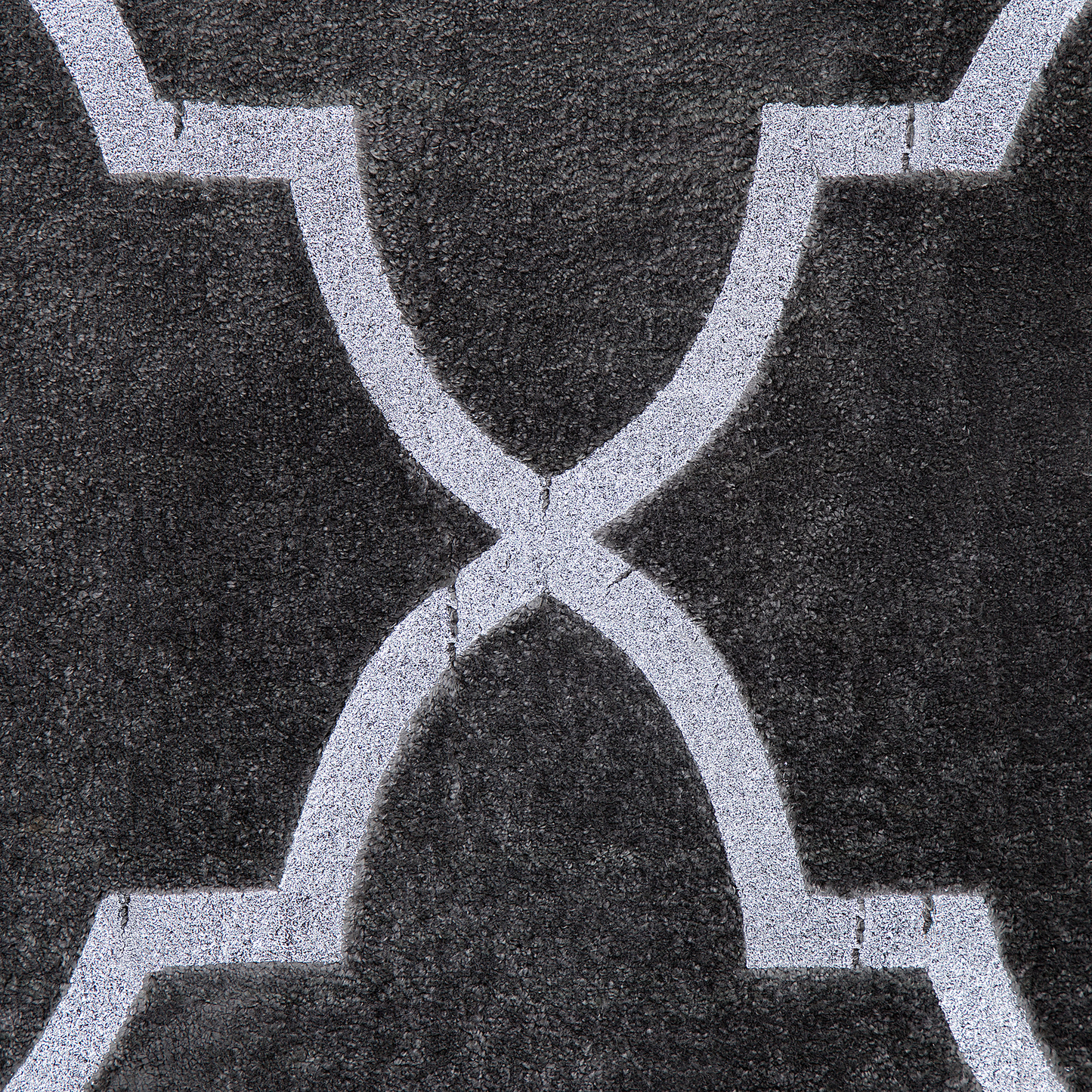 Teppich dunkelgrau / silber marokkanisches Muster 160 x 230 cm Kurzflor YELKI