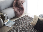Teppich Kuhfell braun / silber 160 x 230 cm geometrisches Muster Kurzflor AKKESE