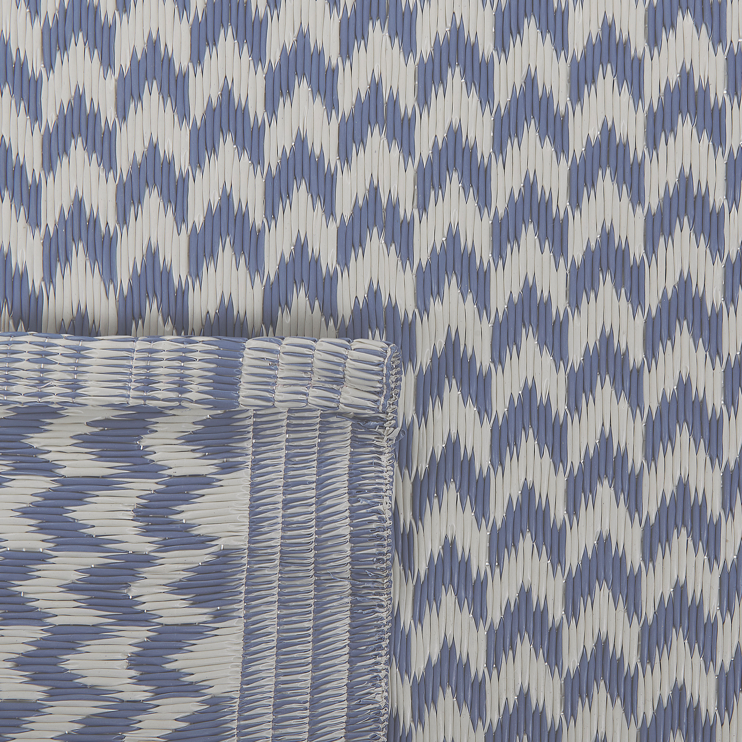 Outdoor Teppich blau 60 x 90 cm ZickZack-Muster Kurzflor MANGO