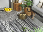 Outdoor Teppich schwarz 120 x 180 cm geometrisches Muster NAGPUR