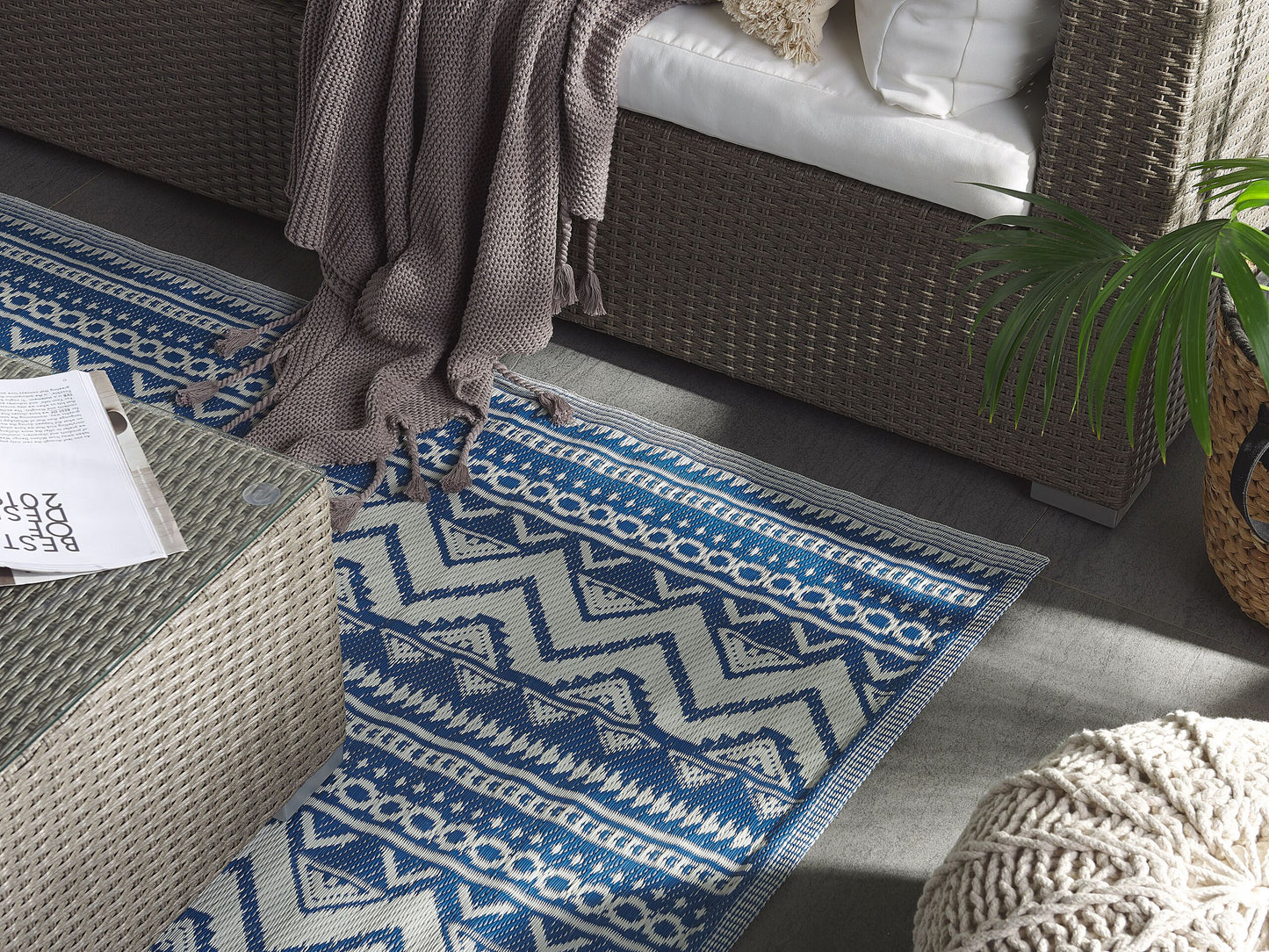 Outdoor Teppich blau 120 x 180 cm geometrisches Muster NAGPUR