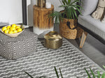Outdoor Teppich grau 120 x 180 cm geometrisches Muster TUMKUR