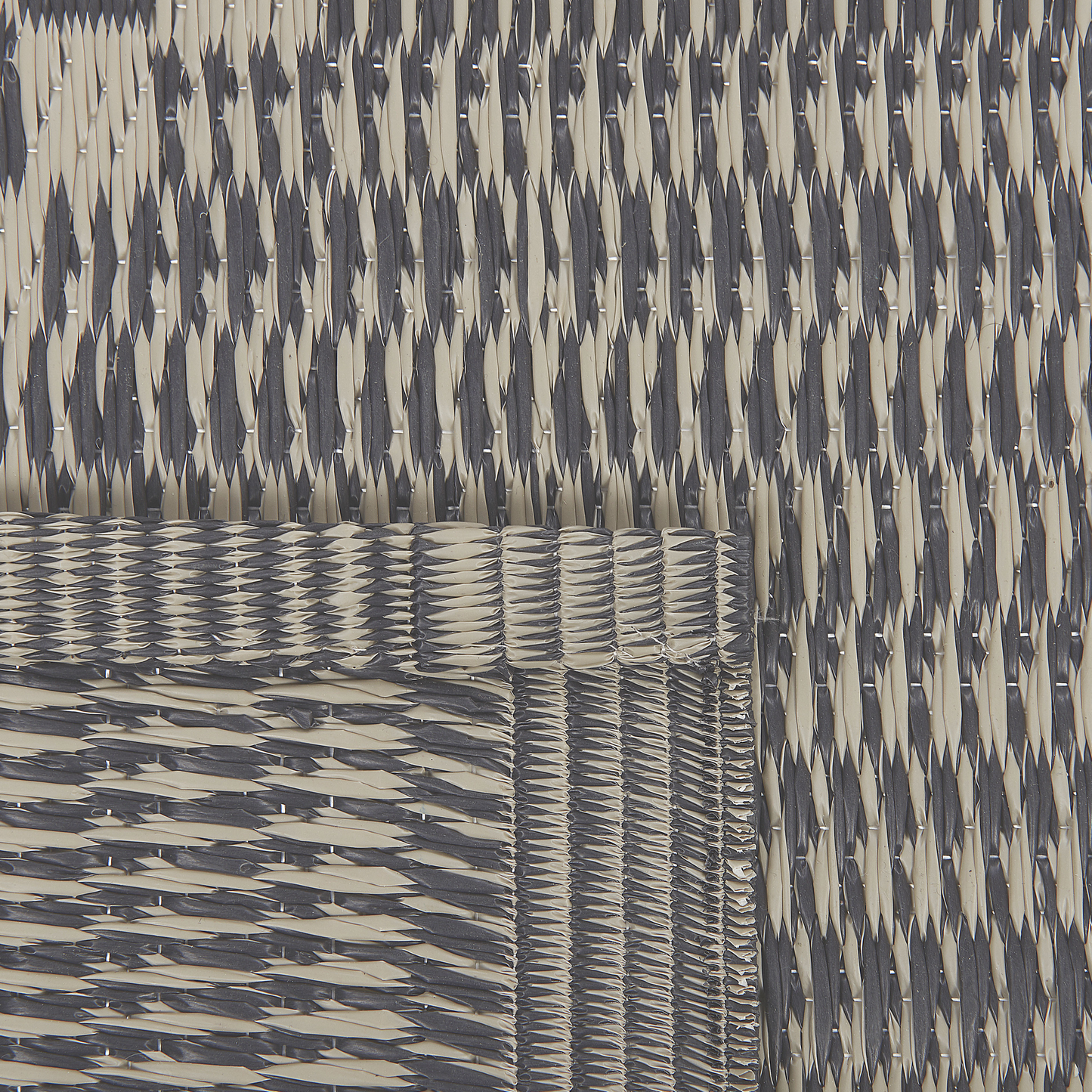 Outdoor Teppich taupe 60 x 105 cm kariertes Muster Kurzflor JALNA