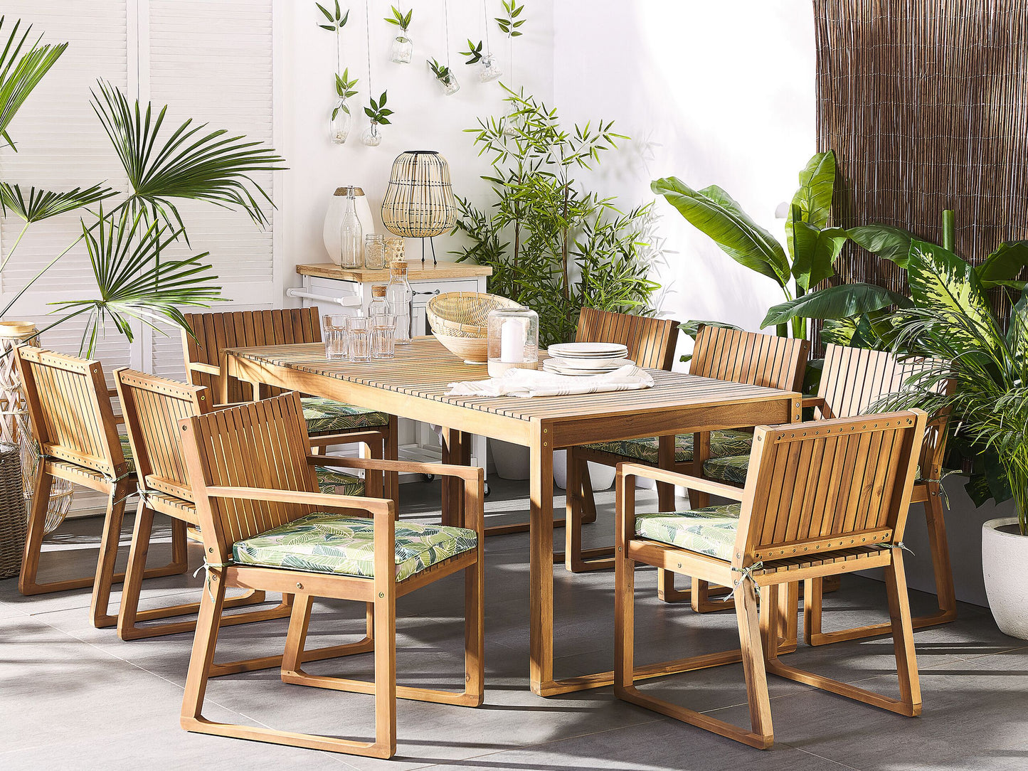 Set mit 8 Stühlen und Sitzkissen SASSARI Akazienholz Grün