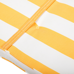 Gartenliege Akazienholz hellbraun Auflage gelb gestreift rollbar CESANA