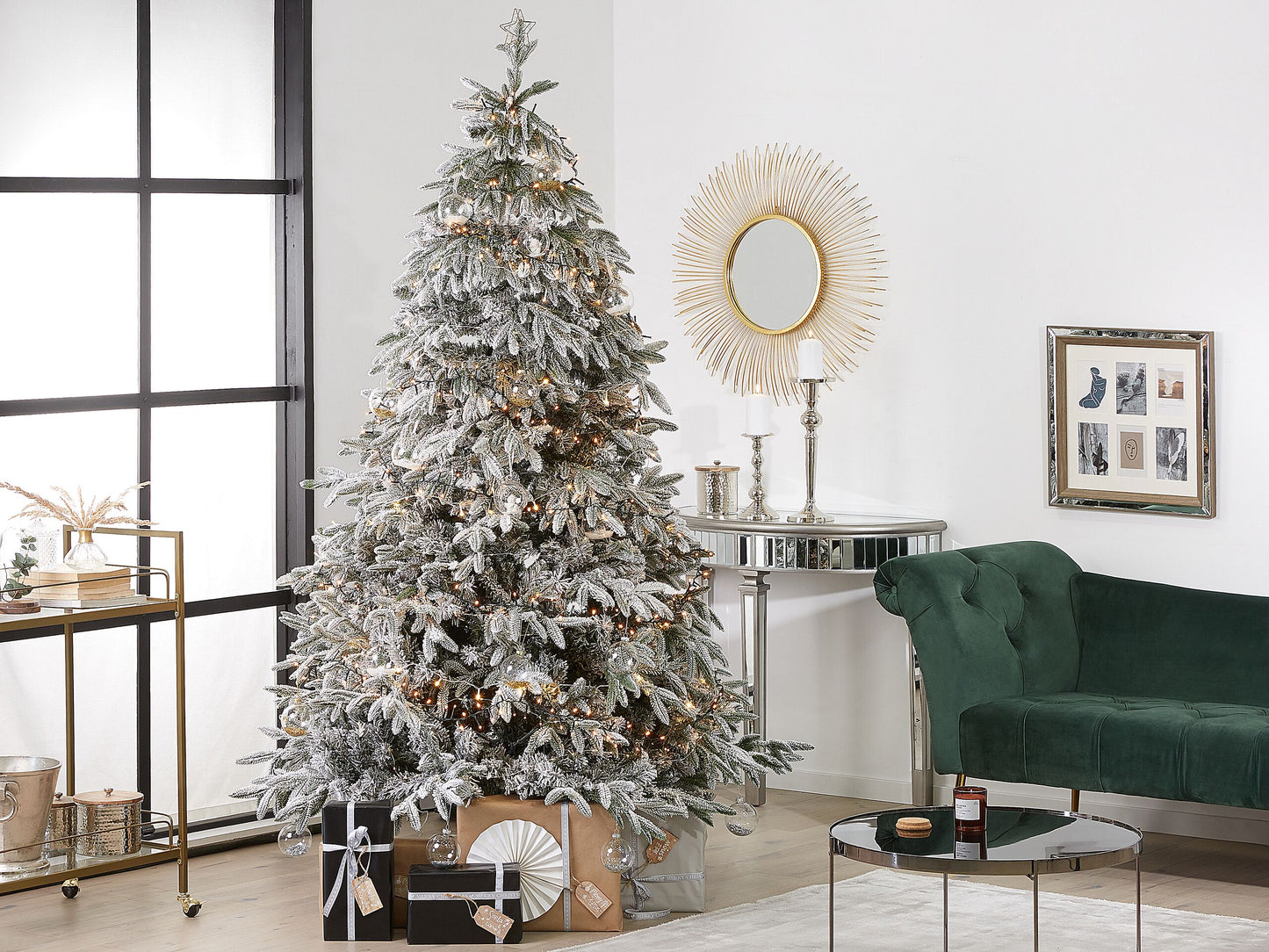 Künstlicher Weihnachtsbaum schneebedeckt 210 cm weiss BASSIE