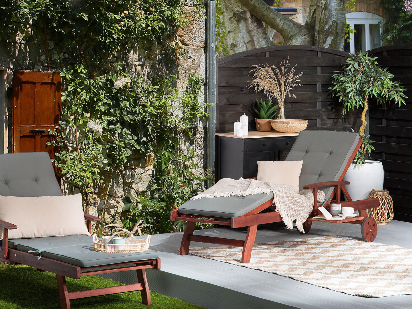 Gartenliege Akazienholz dunkelbraun Auflage graphitgrau rollbar TOSCANA