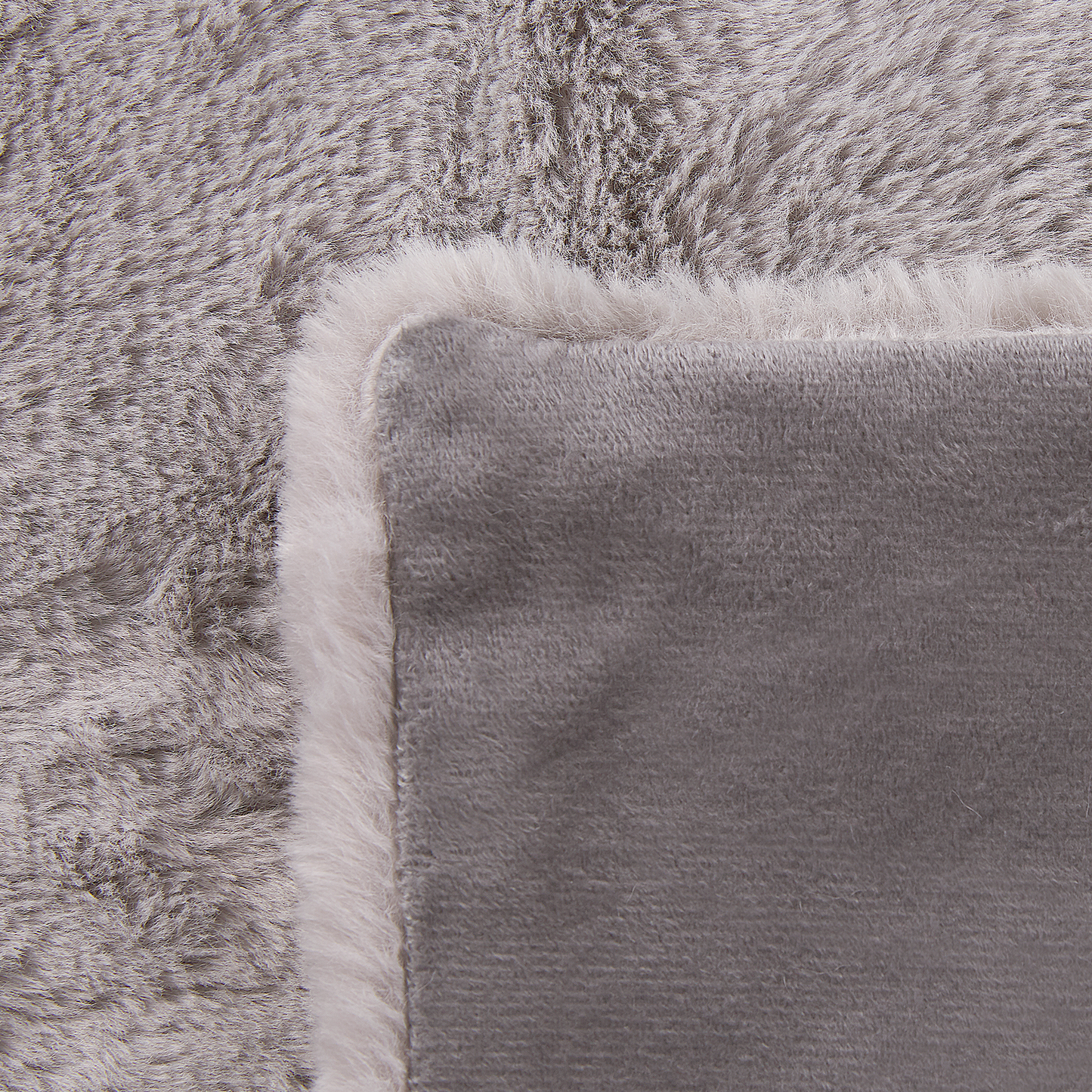 Kuscheldecke CHAAB 150 x 200 cm Hellgrau
