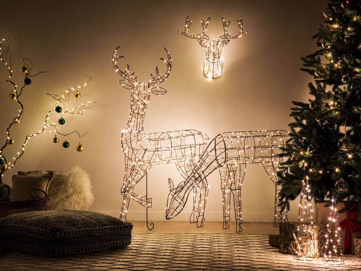 Outdoor Weihnachtsbeleuchtung LED schwarz Rentier 70 cm NARUSKA