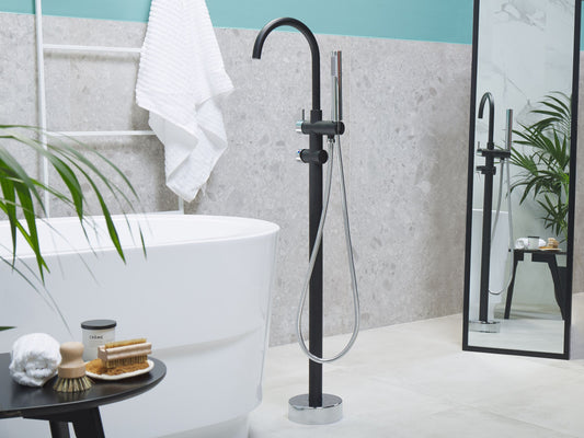 Wannenarmatur freistehend schwarz / silber TUGELA