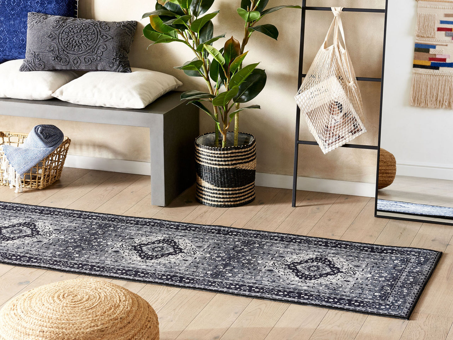 Teppich grau orientalisches Muster 60 x 200 cm Kurzflor VADKADAM