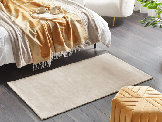 Teppich Viskose hellbeige 80 x 150 cm Kurzflor GESI II