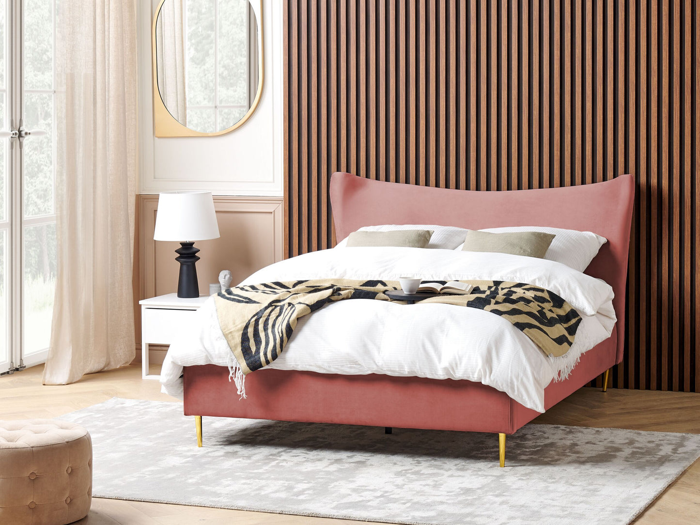 Bett mit Lattenrost Samtstoff CHALEIX 140 x 200 cm Pfirsichrosa