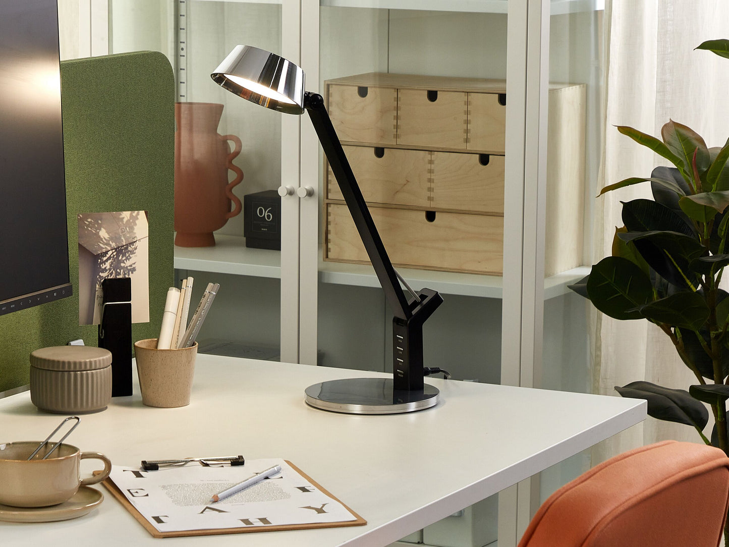 LED Schreibtischlampe CHAMAELEON mit Dimmer Metall Silber