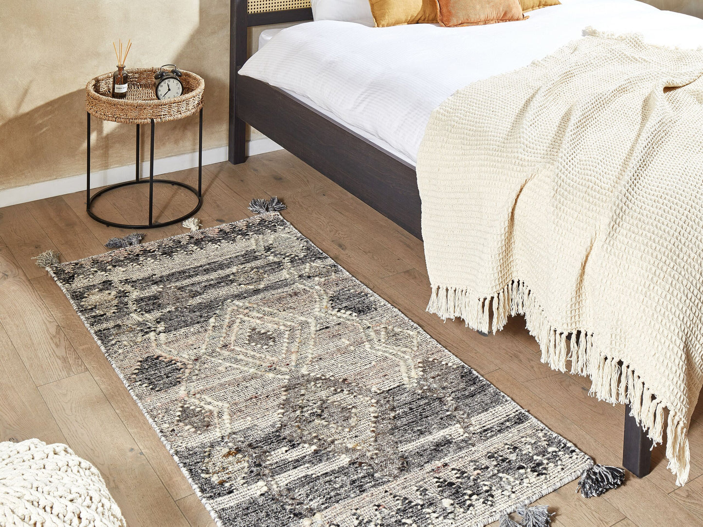 Kelim Teppich Wolle mehrfarbig 80 x 150 cm geometrisches Muster Kurzflor ARATASHEN