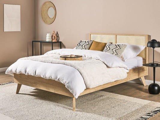 Bett mit Lattenrost Rattan MONPAZIER 140 x 200 cm Hellbraun