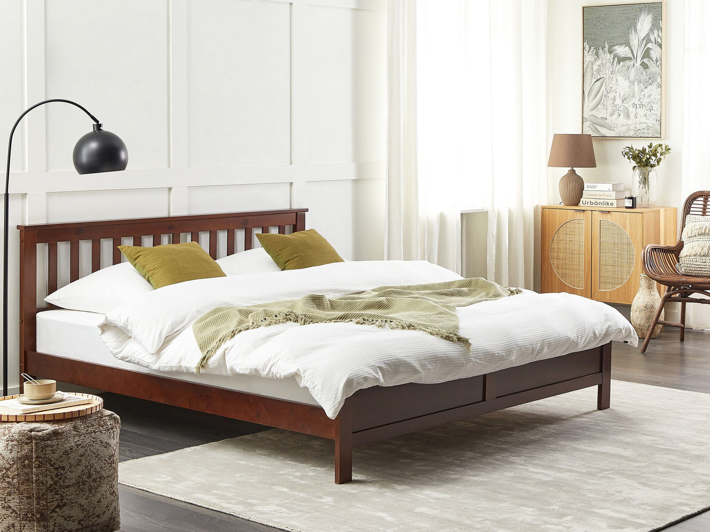 Bett mit Lattenrost Kiefernholz MAYENNE 180 x 200 cm Dunkelbraun