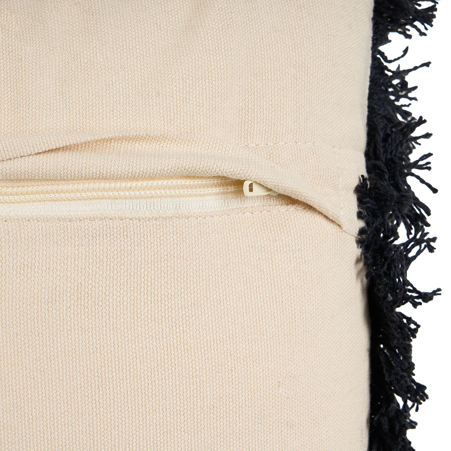 Dekokissen Tiermotiv Baumwolle beige bestickt mit Fransen 45 x 45 cm BANNU