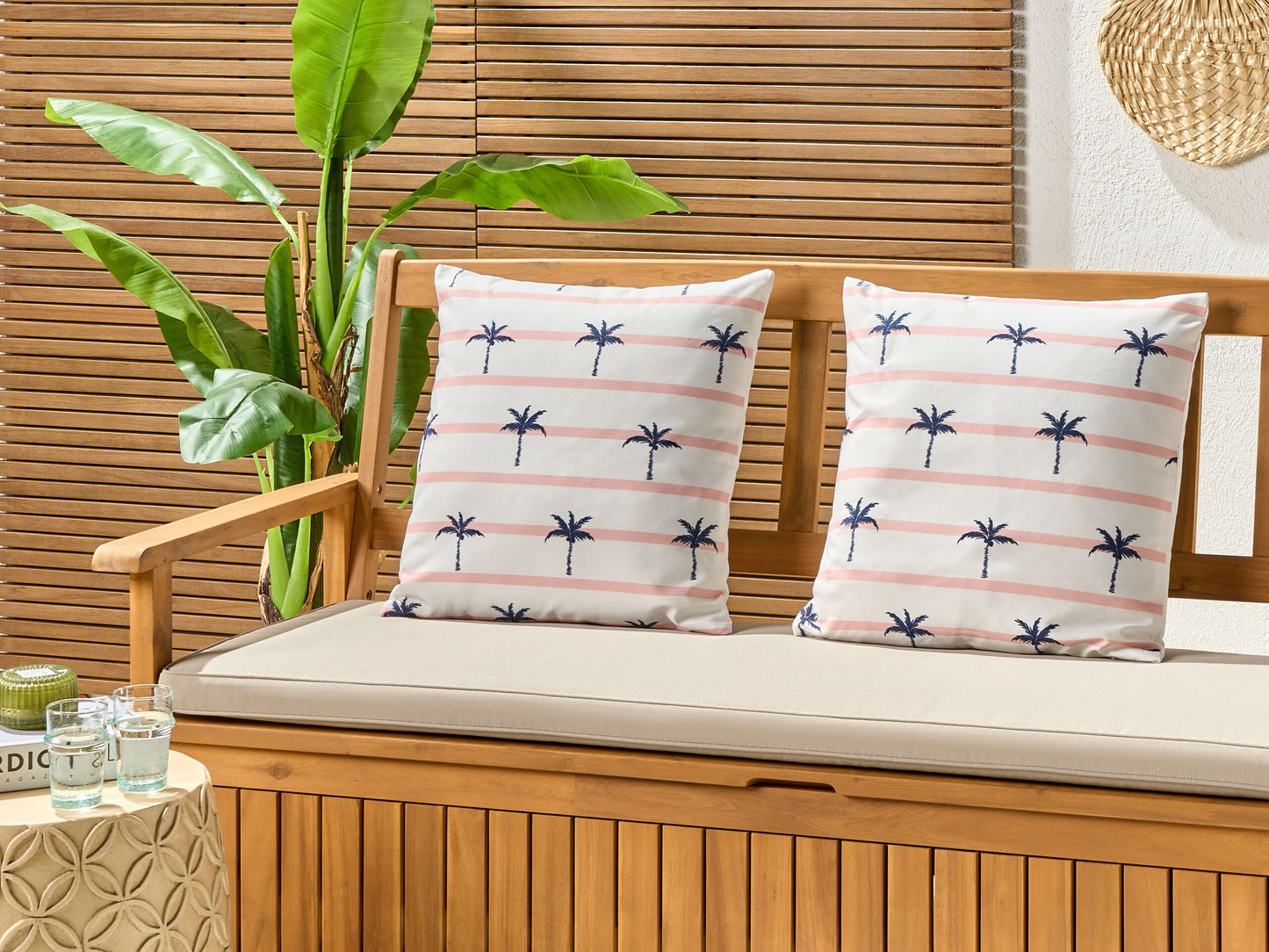 Gartenkissen 2er Set MOLTEDO Streifenmuster 45 x 45 cm Weiss