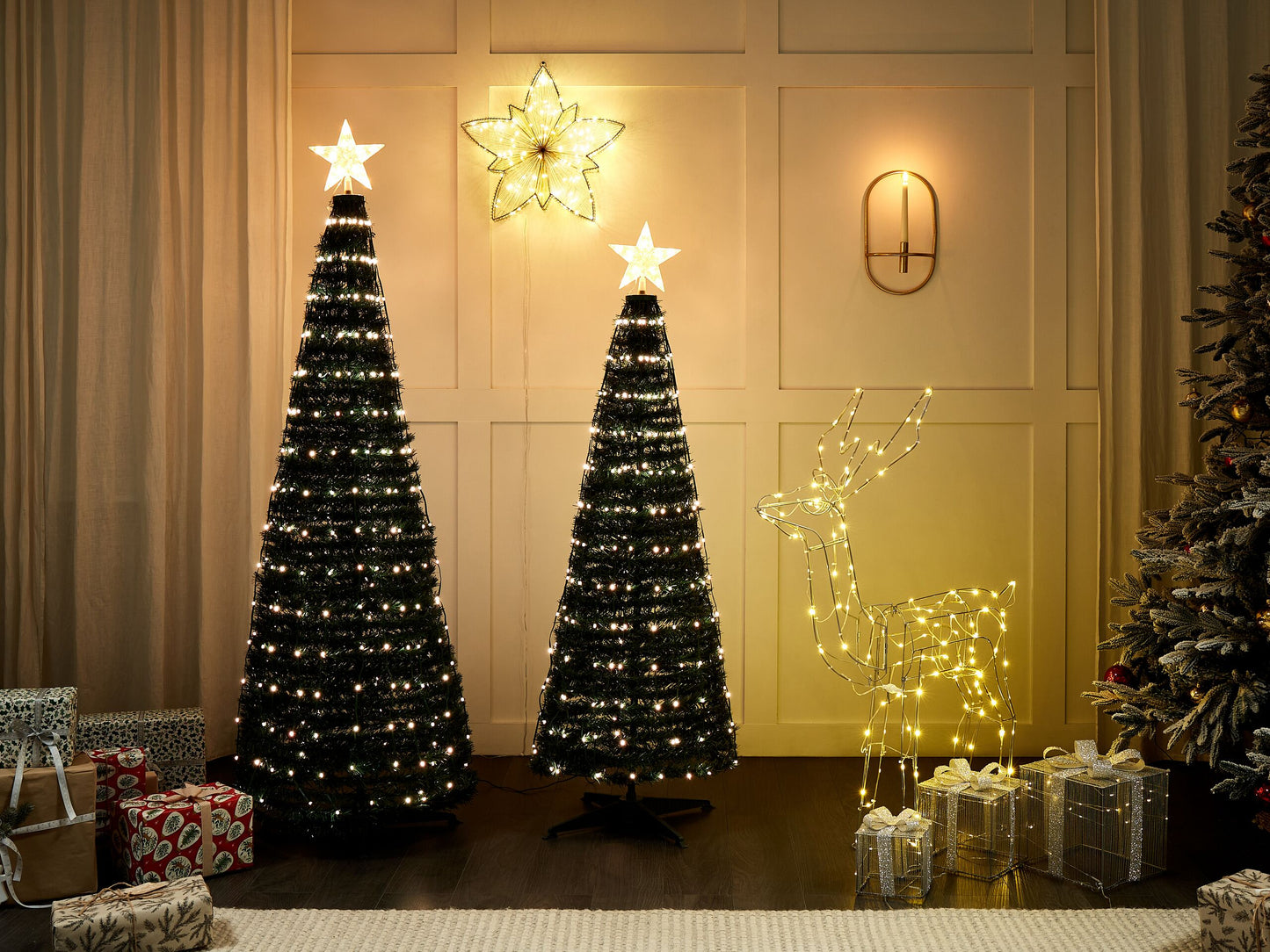 Deko Weihnachstbaum 160 cm mit Smart LED Beleuchtung mehrfarbig App-Steuerung SAARLOQ