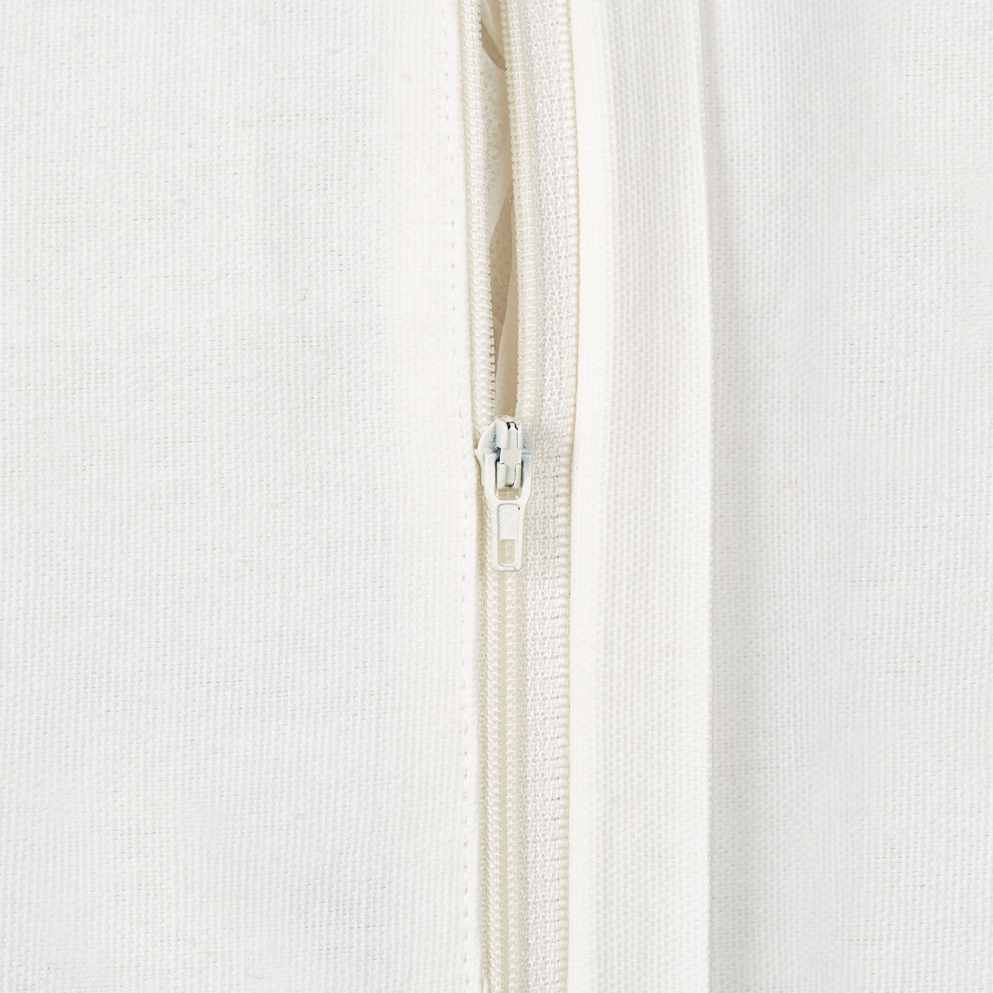 Baumwollkissen mit gesticktem Blumenmuster 45 x 45 cm Weiss und Blau LUDISIA