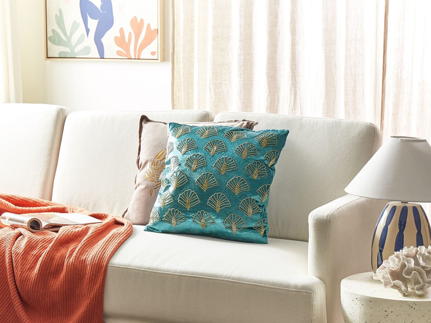 Dekokissen Muschelmuster Samtstoff türkis / gold 45 x 45 cm PANDOREA